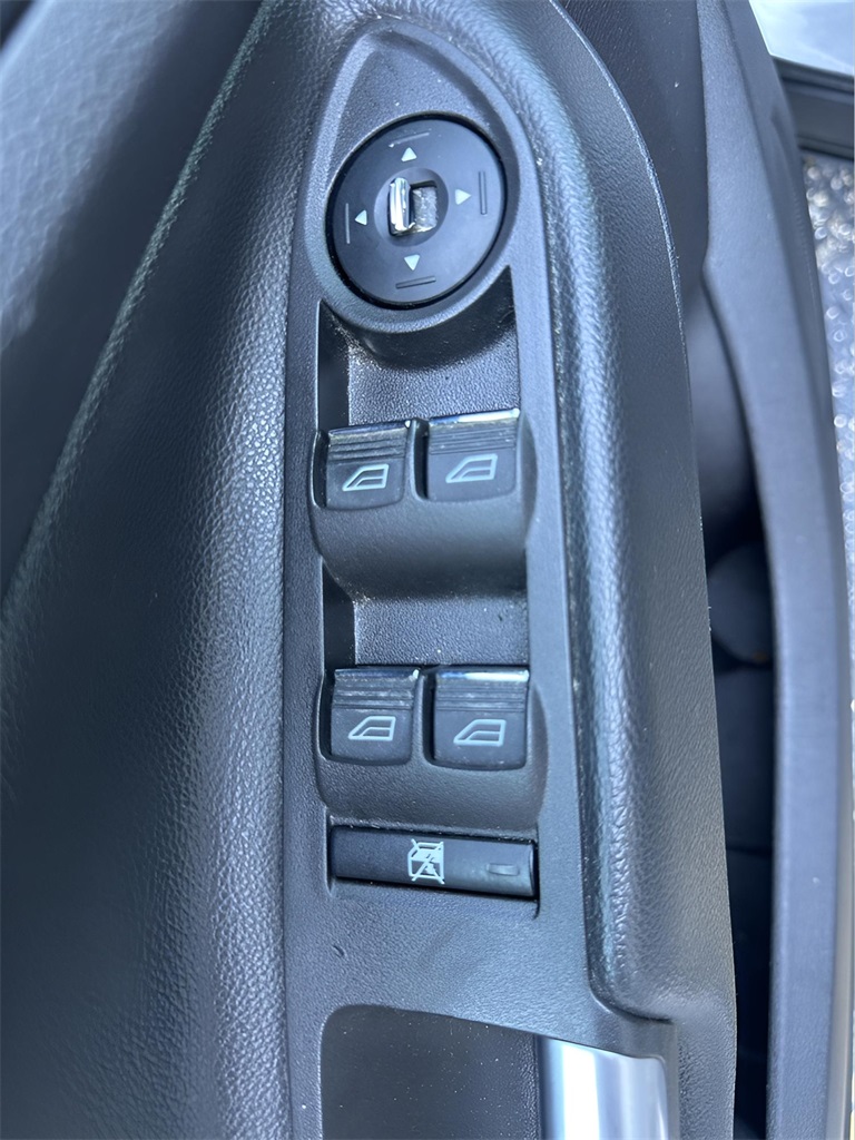 2014 Ford Escape Titanium photo 20