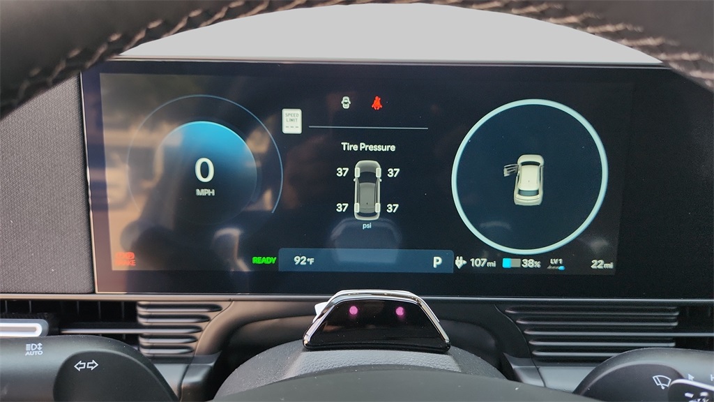 2025 Hyundai Ioniq 5 SE photo 23