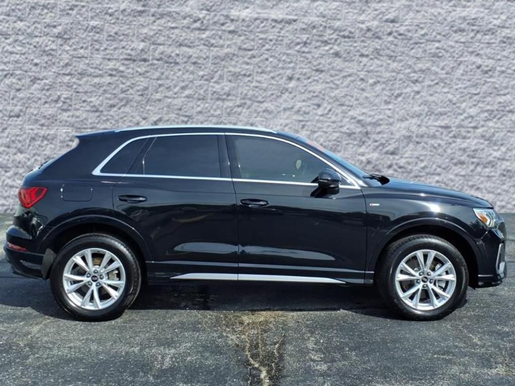 2024 Audi Q3 Premium S line photo 2