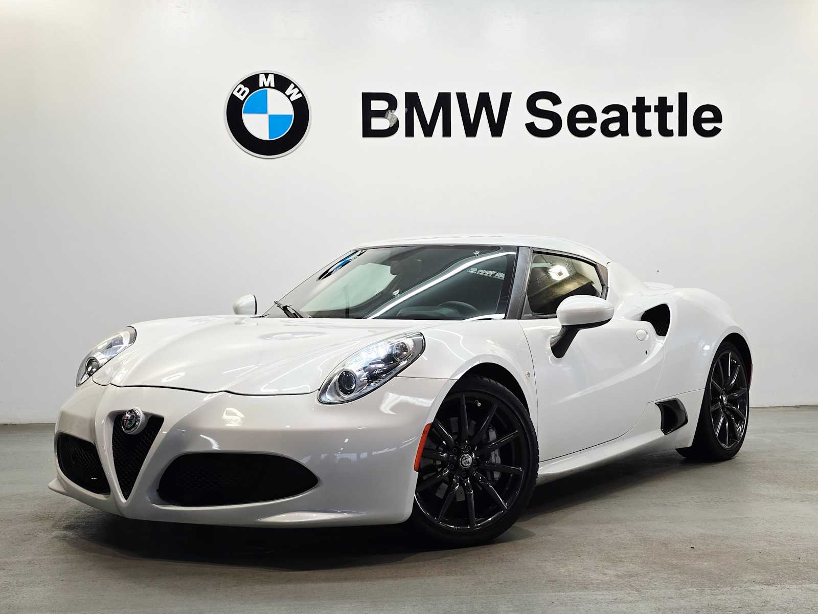 2018 Alfa Romeo 4C Base's photo