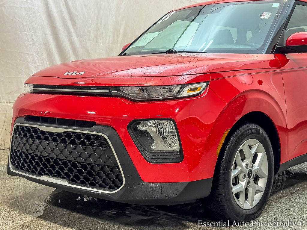 2022 KIA SOUL - Image 4