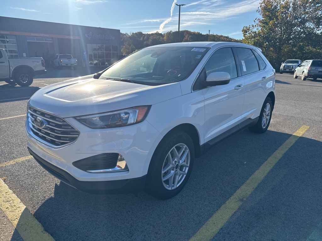 2022 Ford Edge SEL's photo