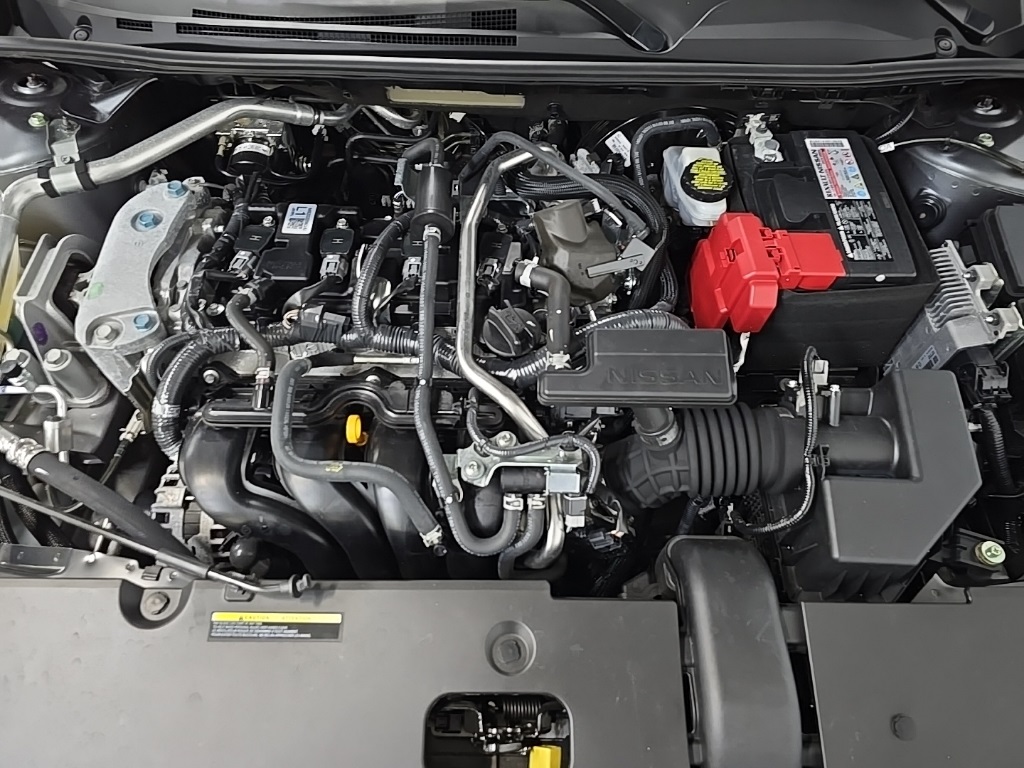 2021 Nissan Sentra SR photo 11