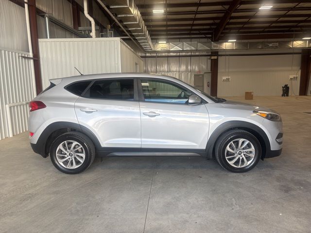 2018 Hyundai Tucson SE's photo
