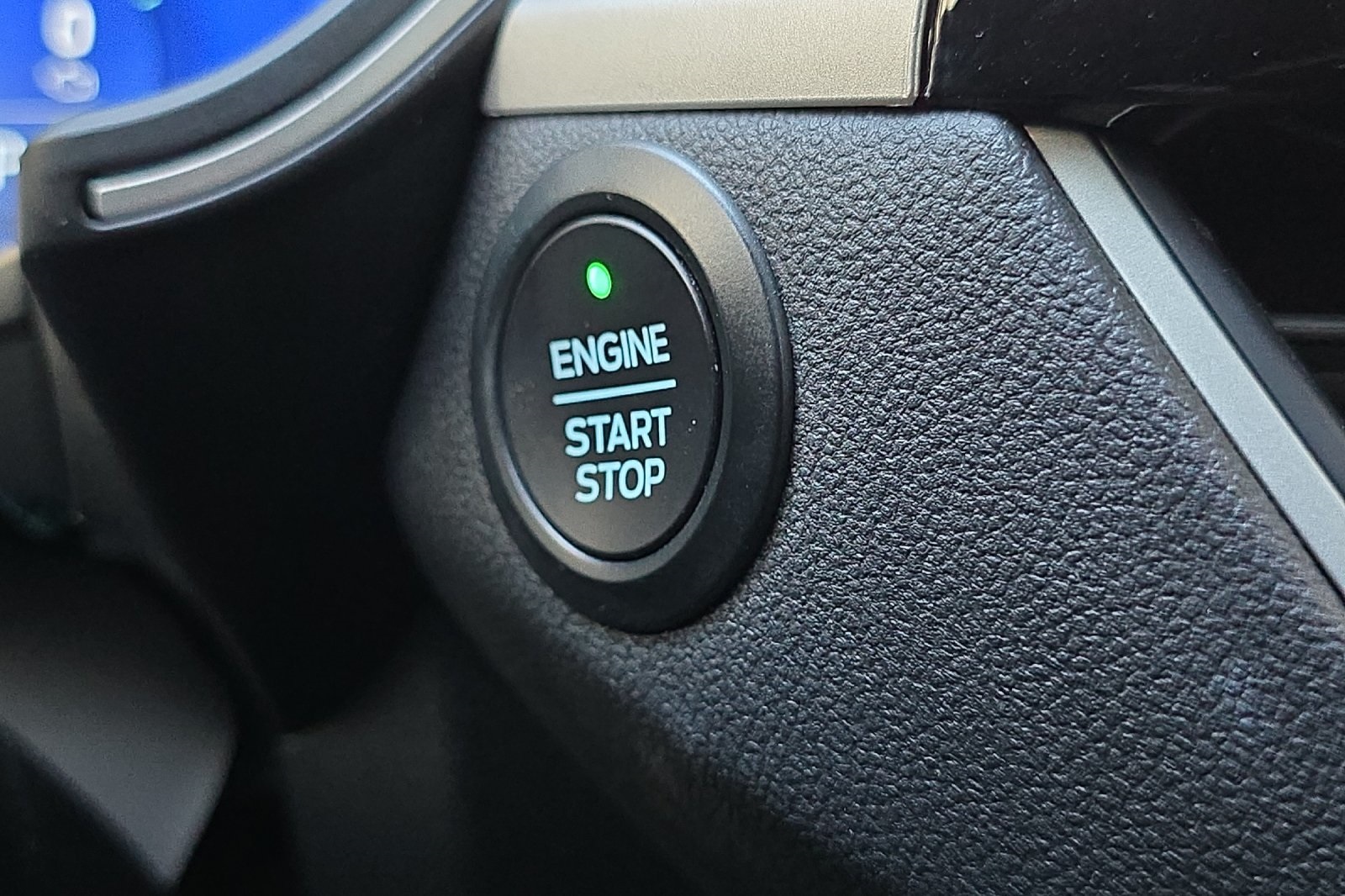 2020 Ford Escape SE Sport Hybrid photo 25