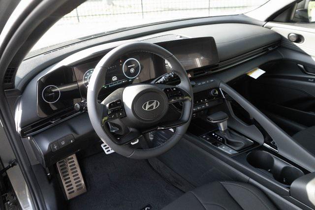 2025 Hyundai Elantra Hybrid SEL Sport photo 4