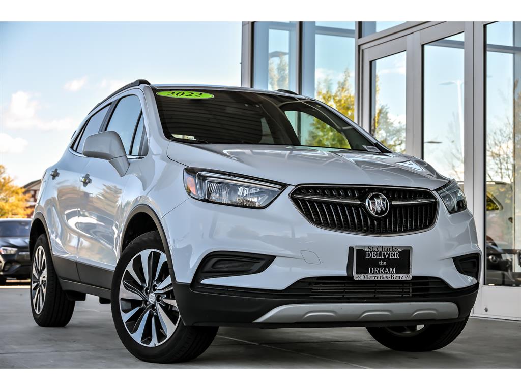 2022 Buick Encore Preferred's photo