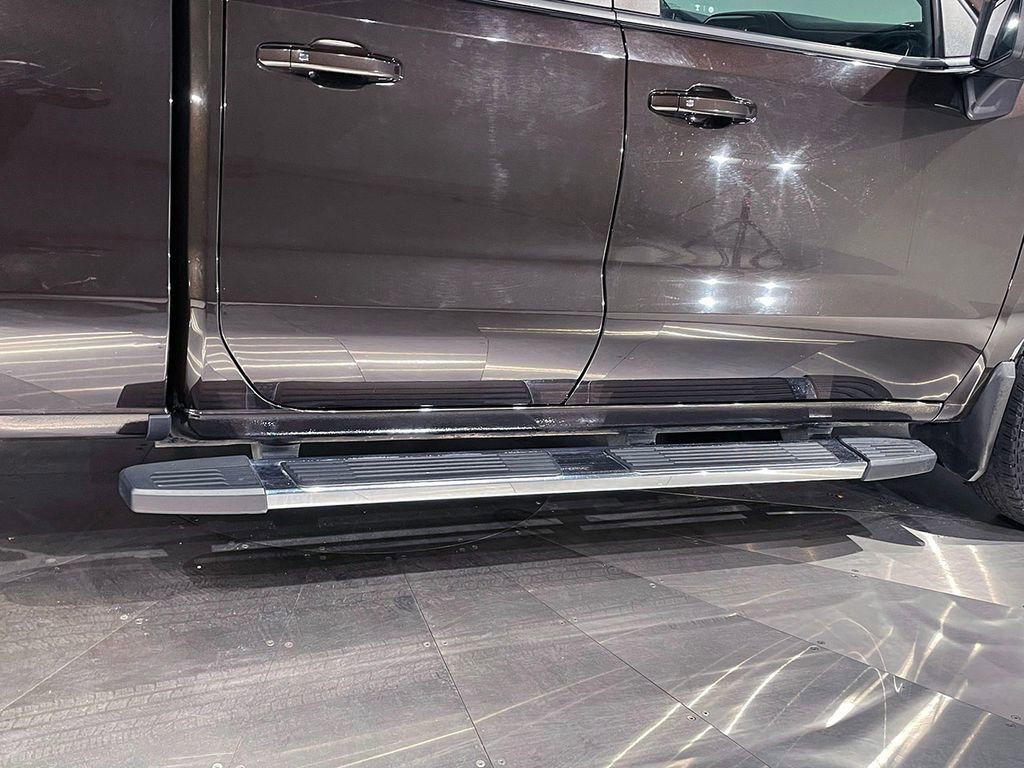 2019 Chevrolet Silverado 1500 LT photo 4