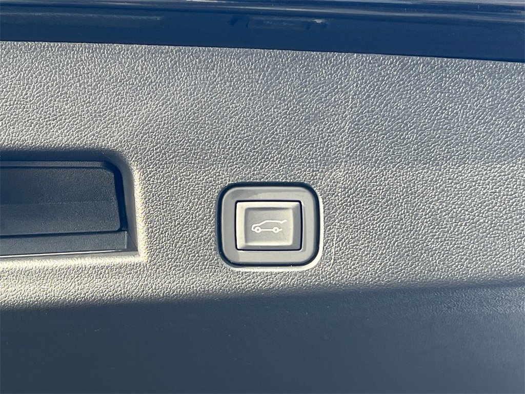 2026 GMC ACADIA - Image 35