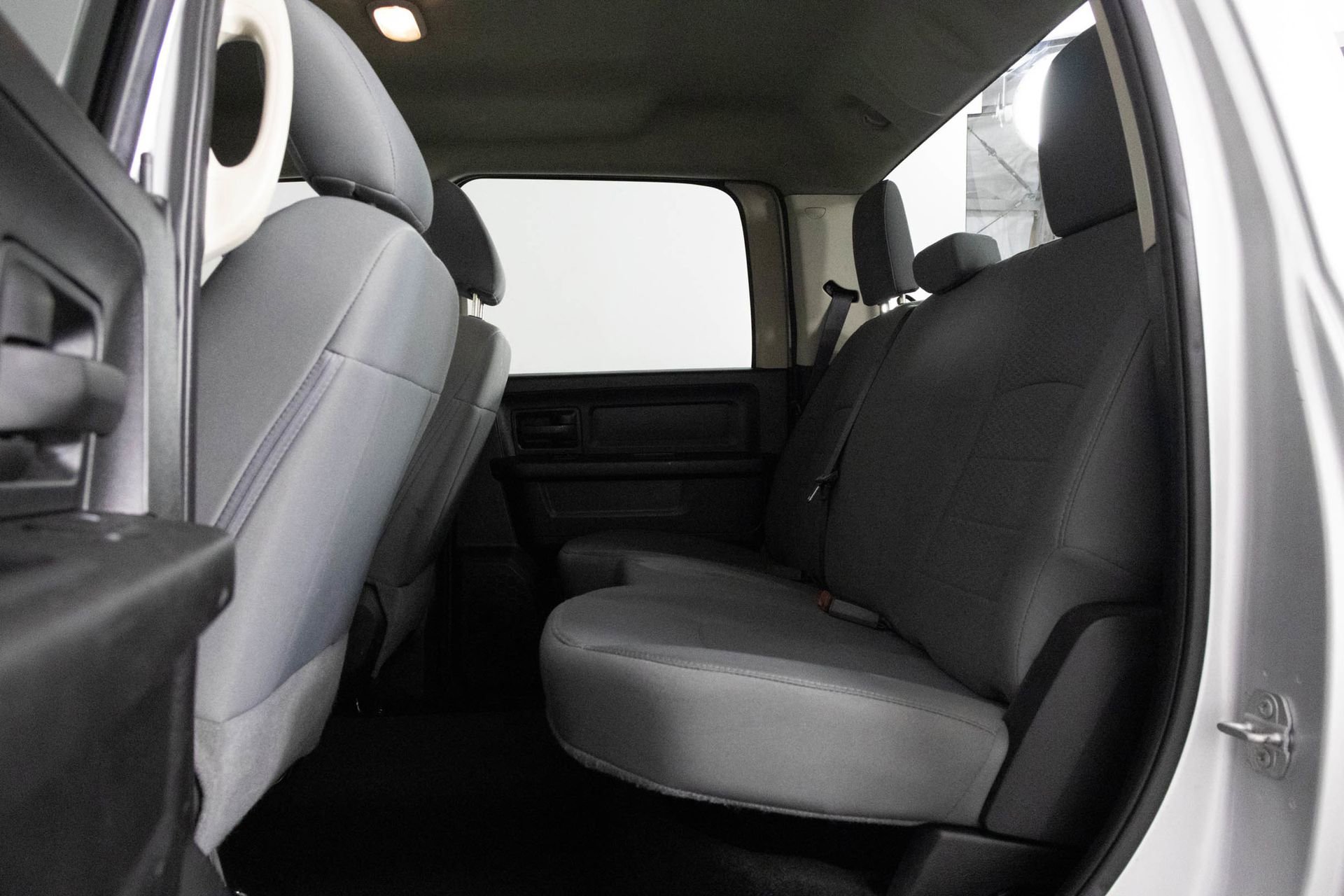 2017 Ram 1500 Express photo 20