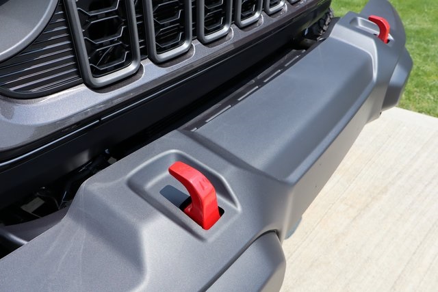 2025 Jeep Wrangler Rubicon photo 4