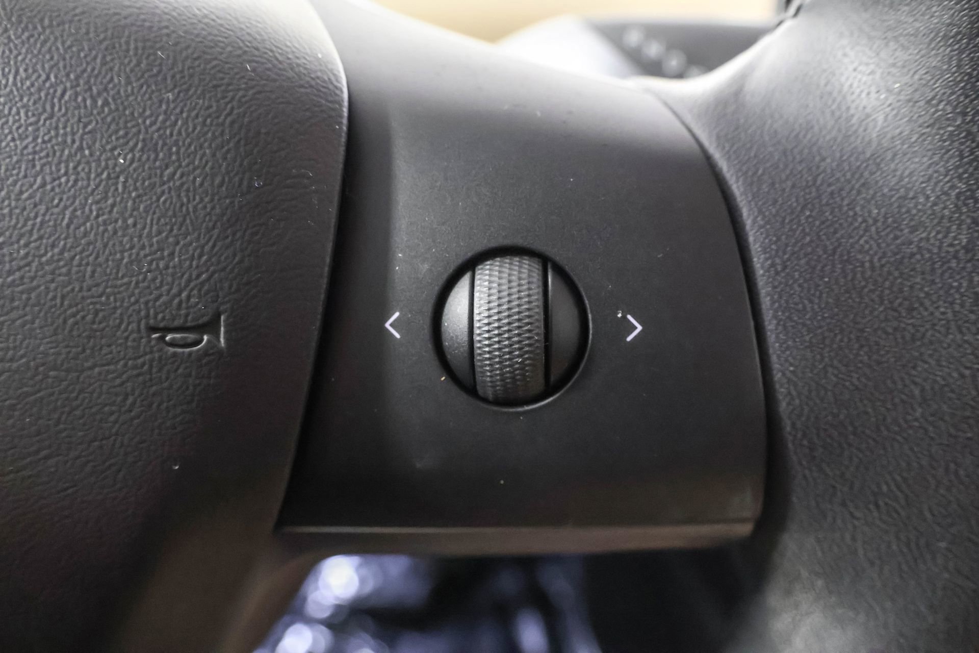 2019 Tesla Model 3 Long Range photo 13