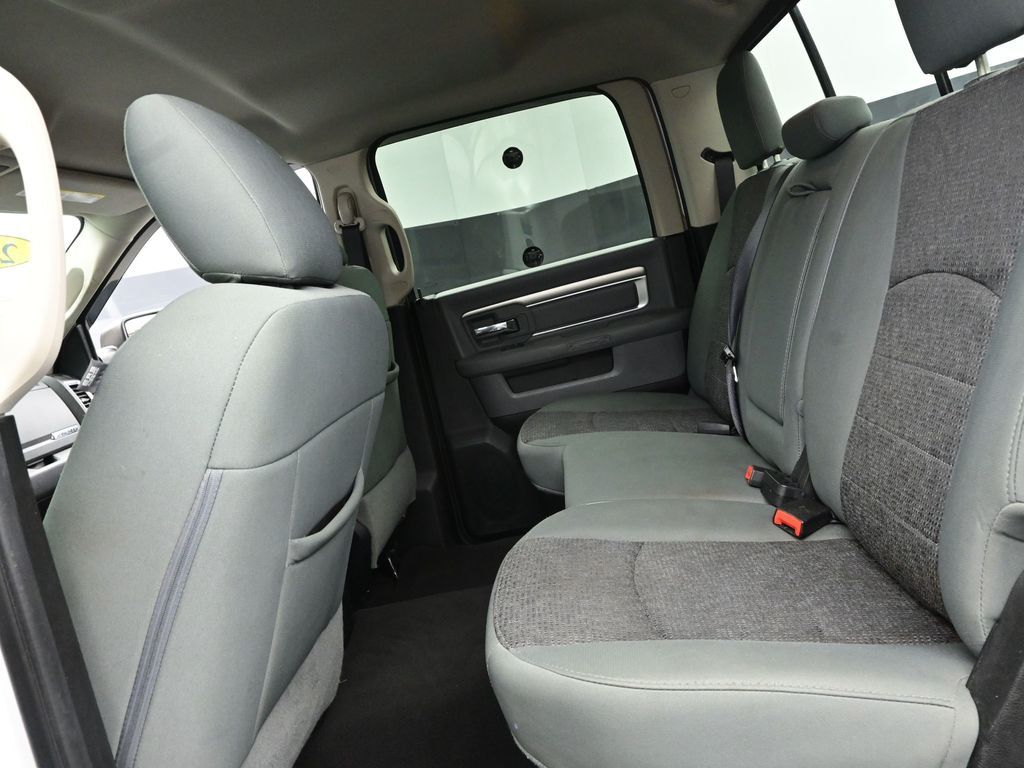 2017 Ram 1500 Big Horn photo 7