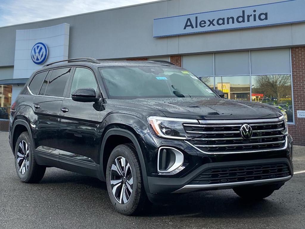 2026 Volkswagen Atlas SE's photo