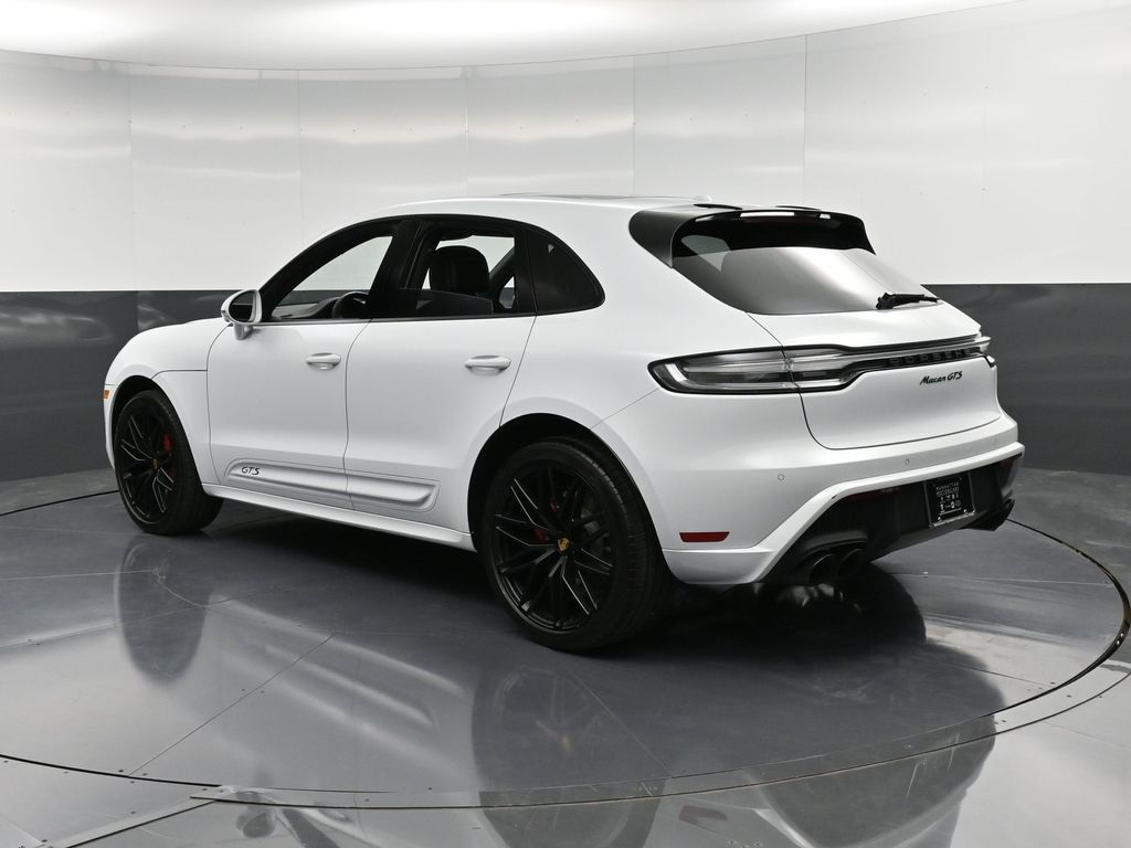 2023 Porsche Macan GTS photo 2