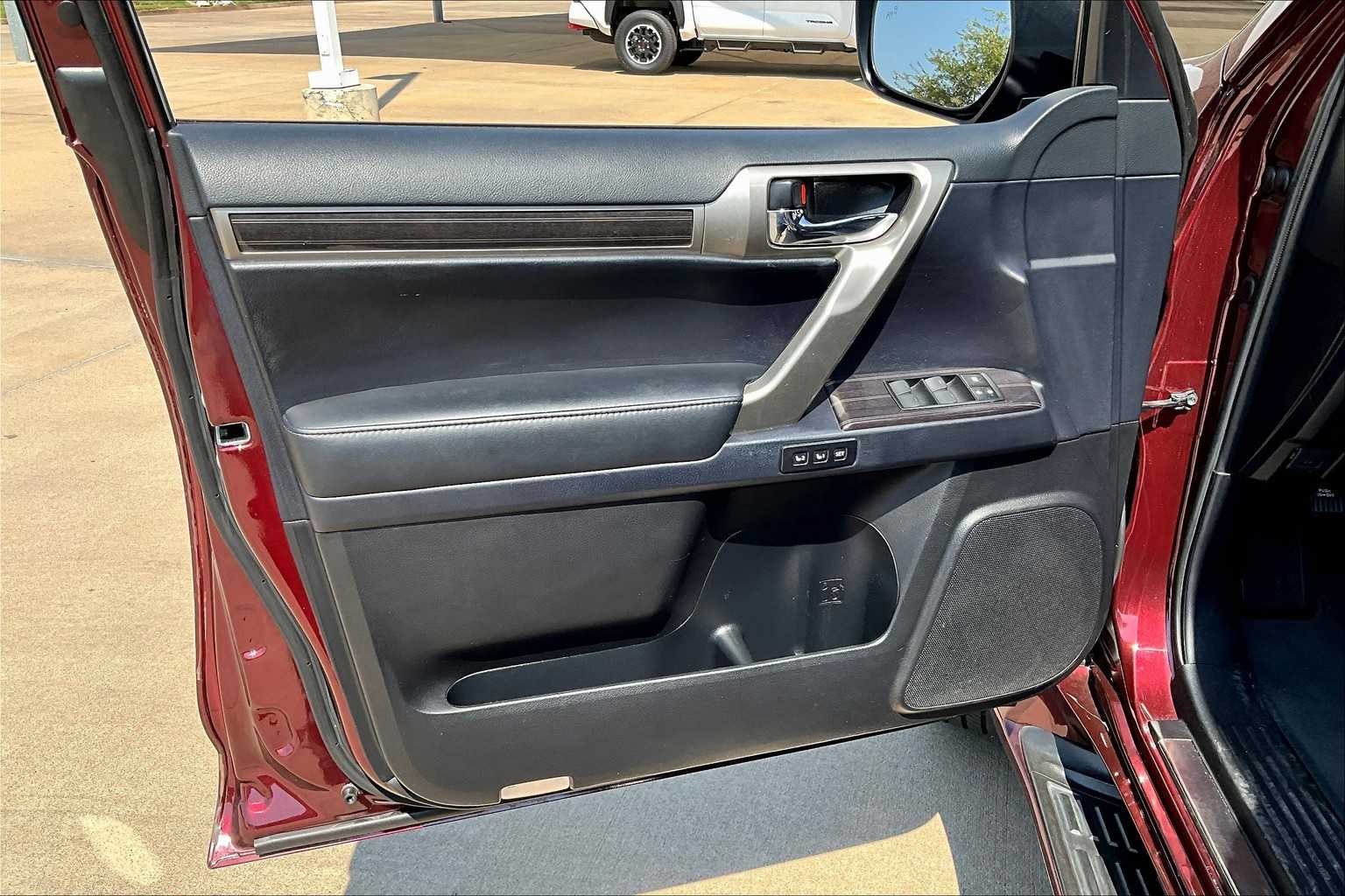 2021 Lexus GX 460 Premium photo 24