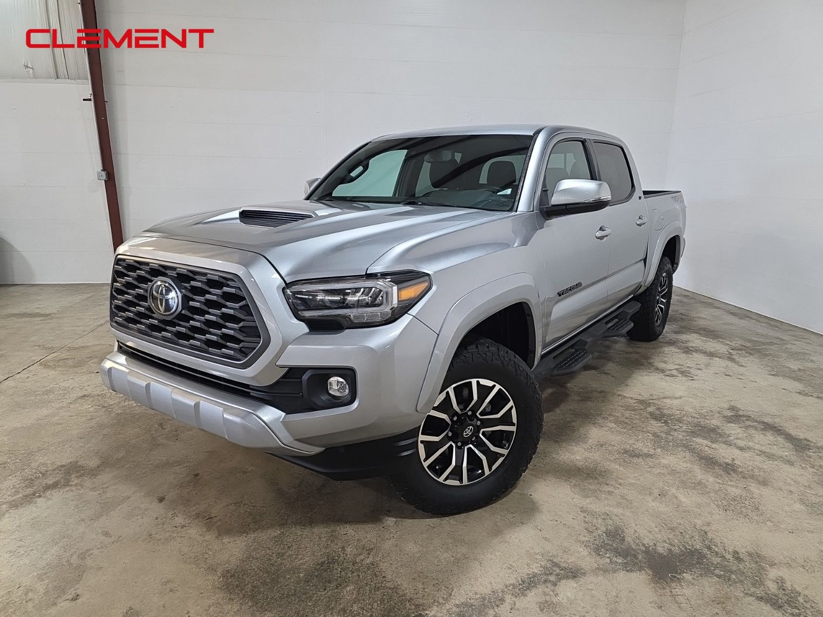 2022 Toyota Tacoma TRD Sport's photo