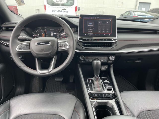 2024 Jeep Compass Trailhawk photo 17