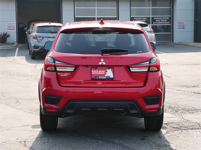 2024 Mitsubishi Outlander Sport ES photo 3