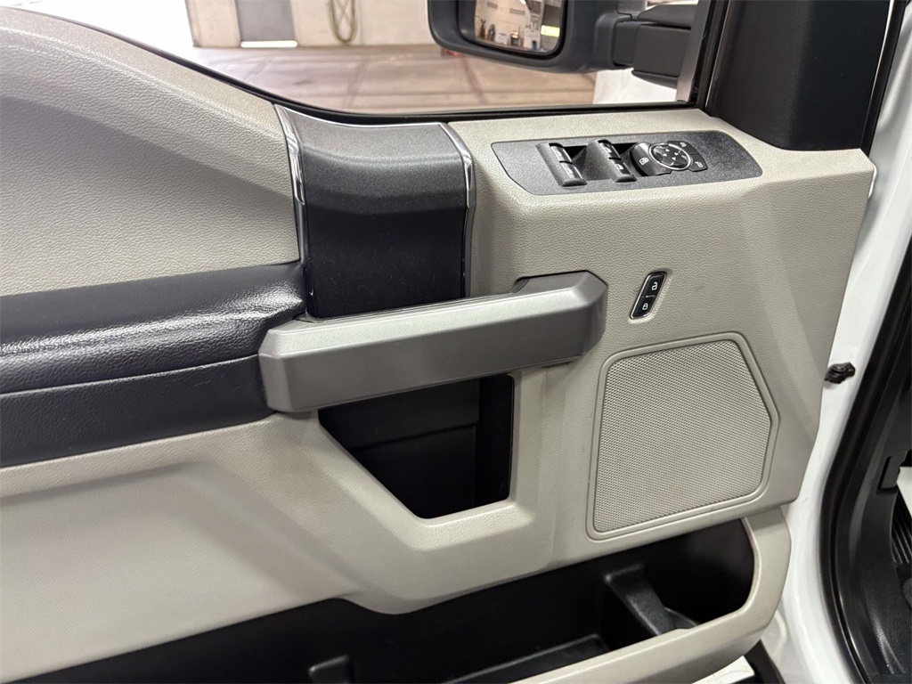 2019 Ford F-250 XLT photo 11