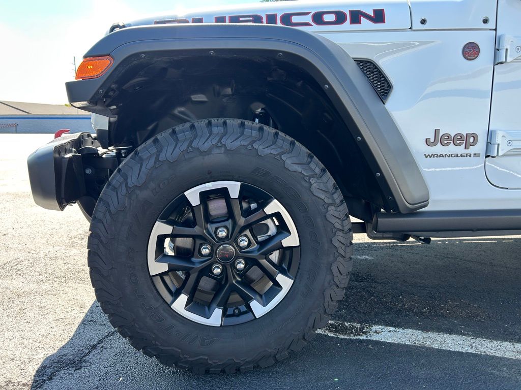 2025 Jeep Wrangler Rubicon photo 10