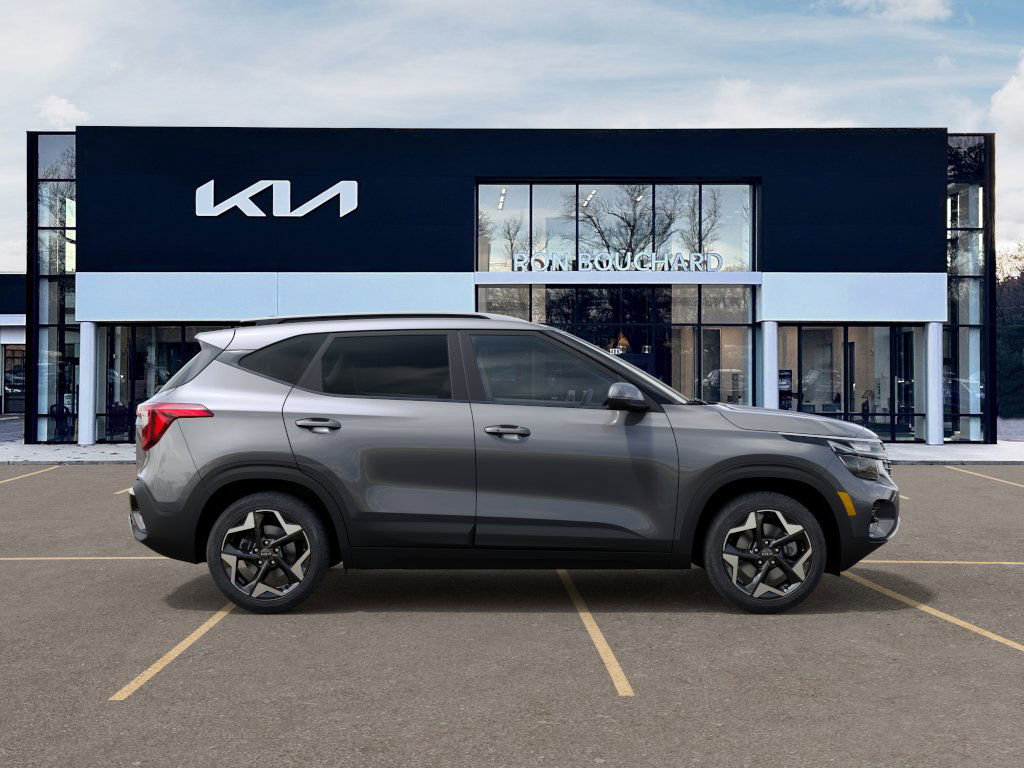 2025 Kia Seltos S photo 6