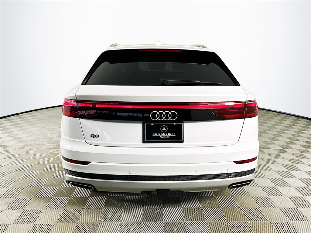 2025 Audi Q8 55 Premium Plus photo 6