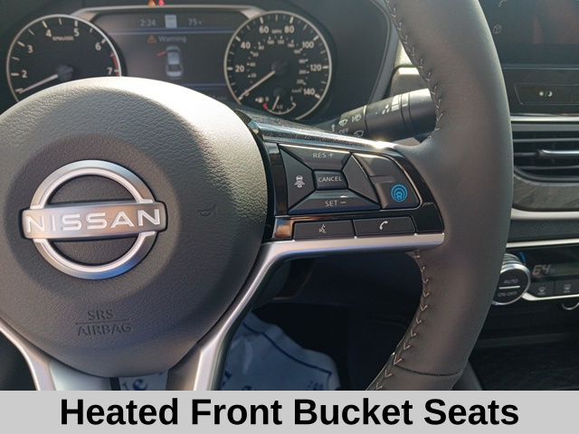 2025 Nissan Altima 2.5 SL photo 9