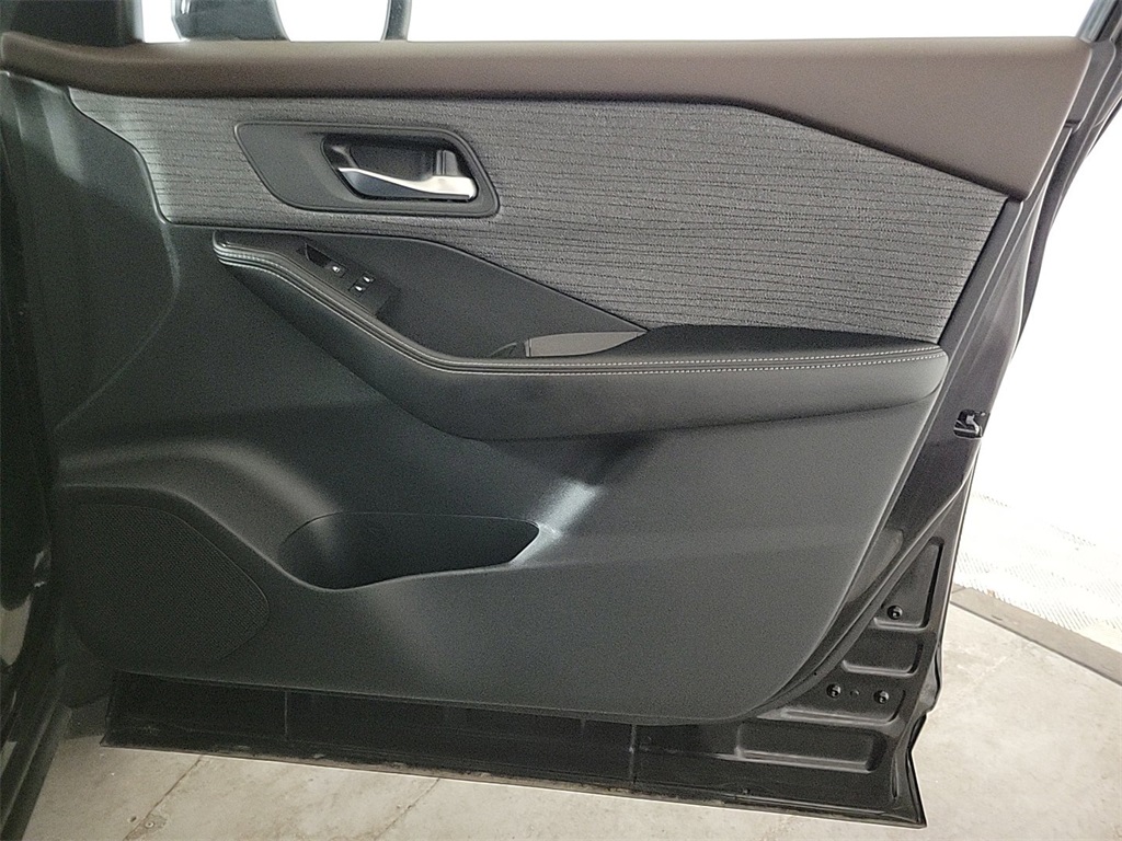 2023 NISSAN ROGUE - Image 25