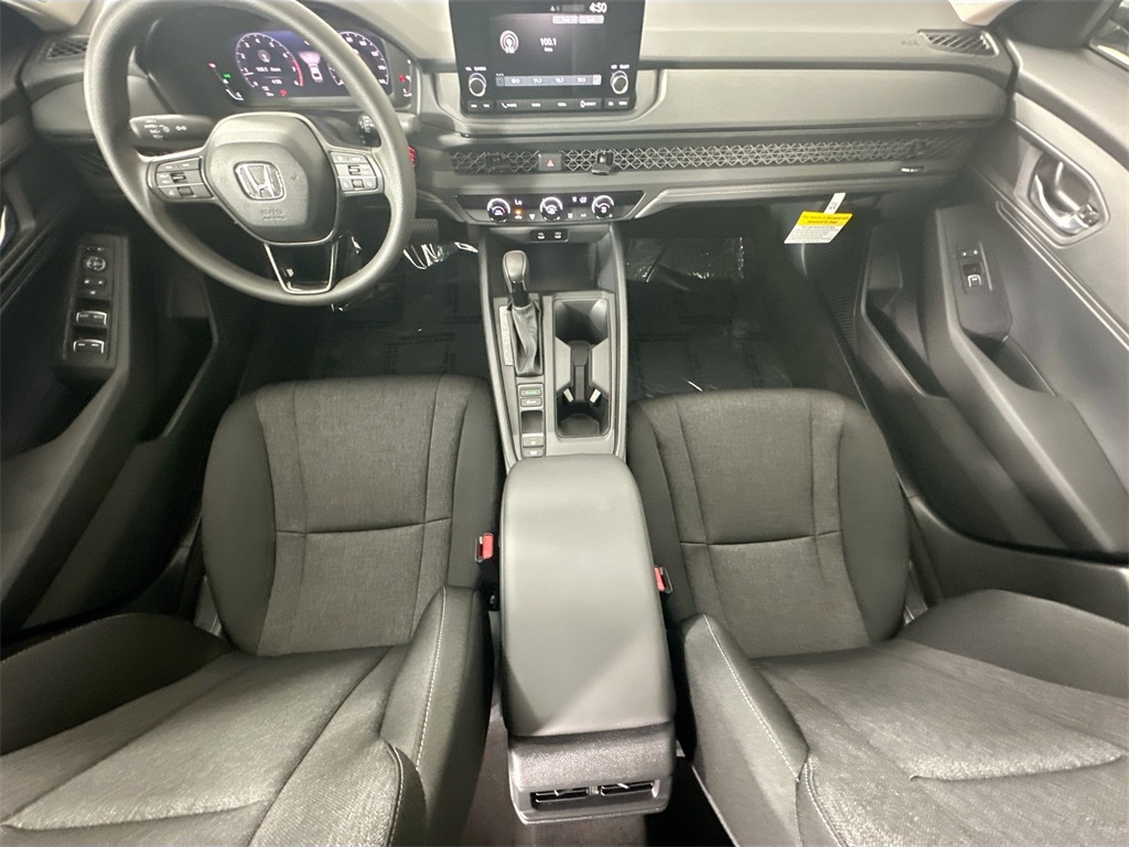 2025 Honda Accord 1.5T LX photo 29