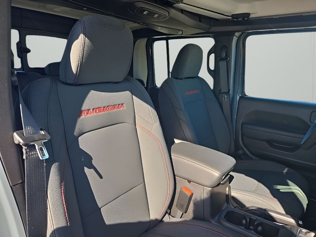 2025 Jeep Gladiator Rubicon photo 20