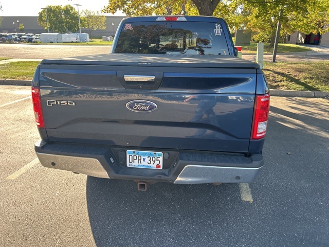 2016 Ford F-150 XLT photo 4