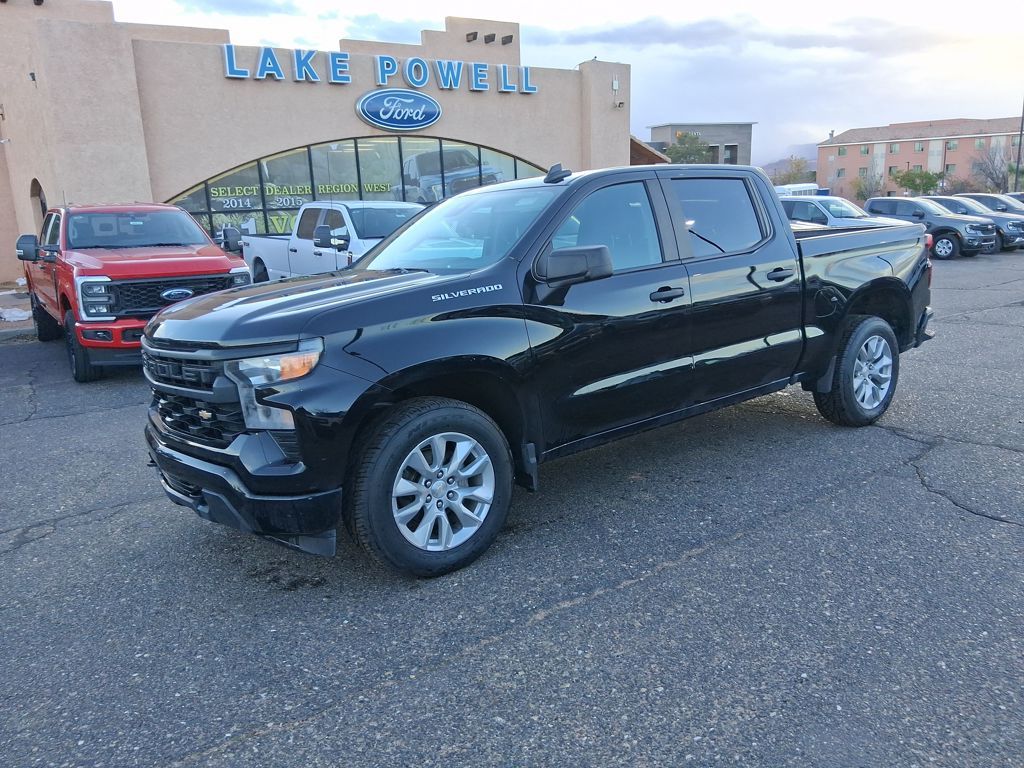 2023 Chevrolet Silverado 1500 Custom's photo