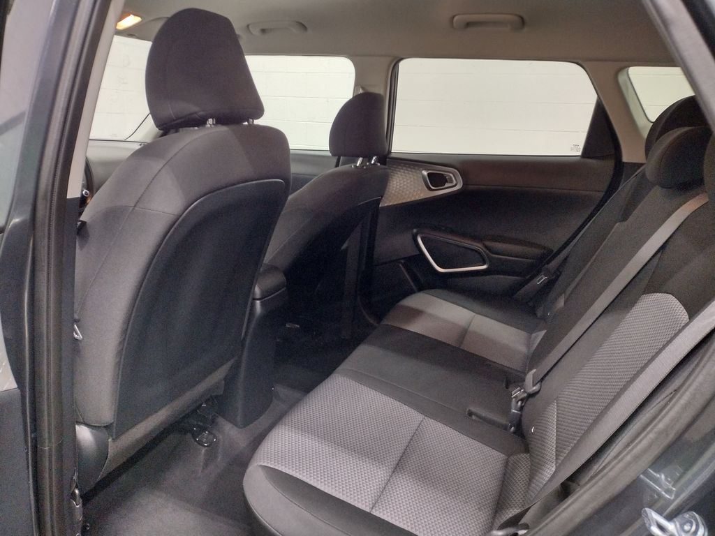 2023 Kia Soul LX photo 18