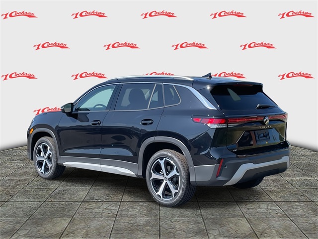 2025 Volkswagen Tiguan SE photo 4