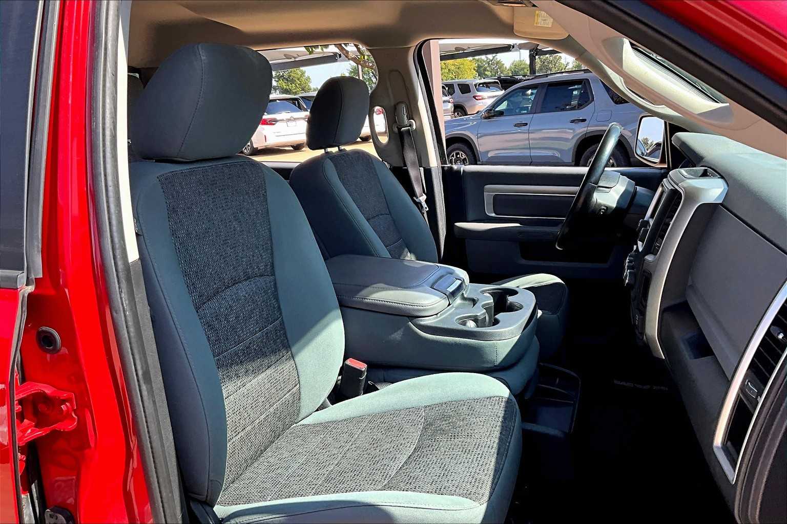 2015 Ram 1500 Big Horn photo 8