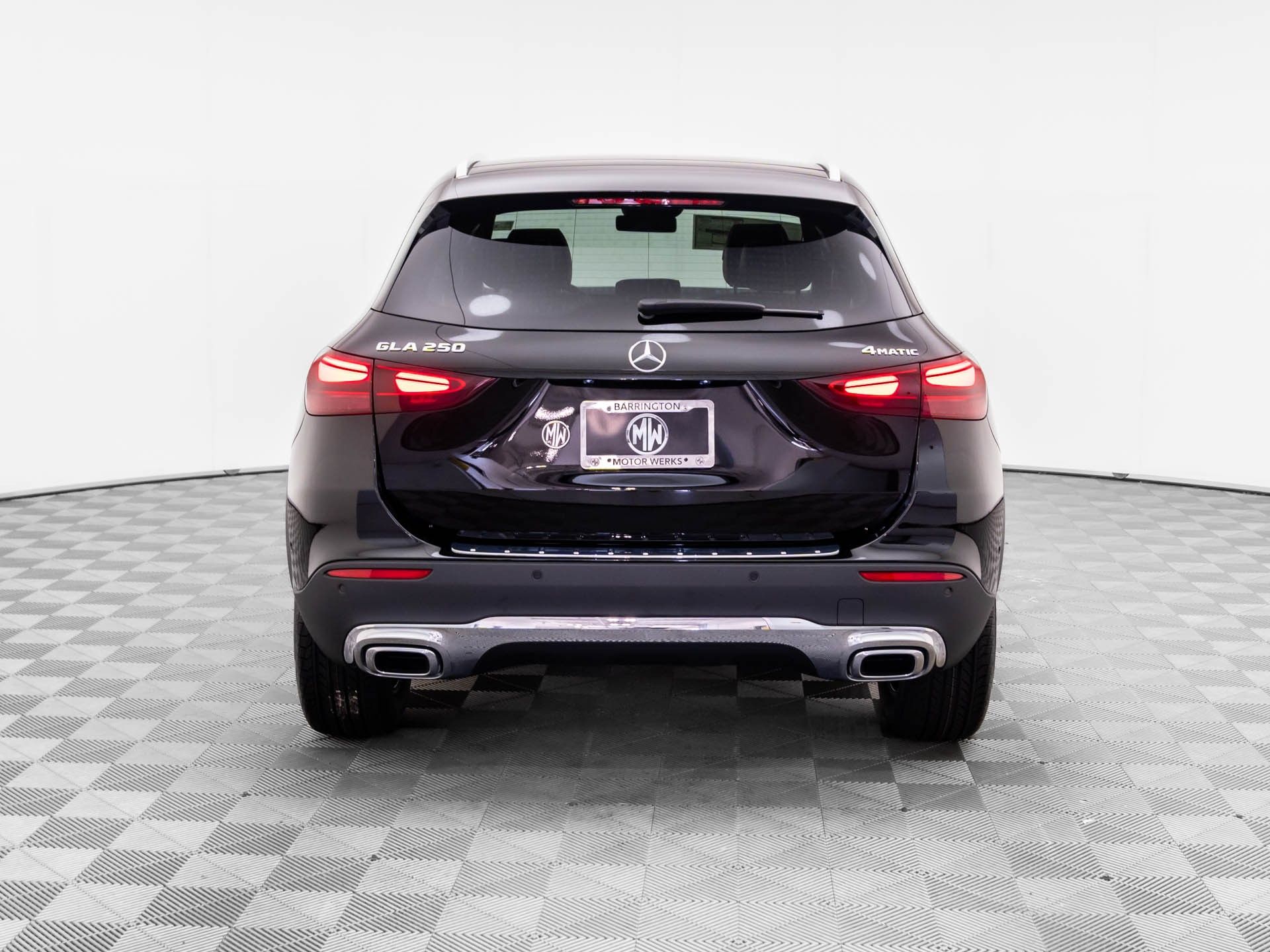 2026 Mercedes Benz GLA 250 4MATIC photo 4