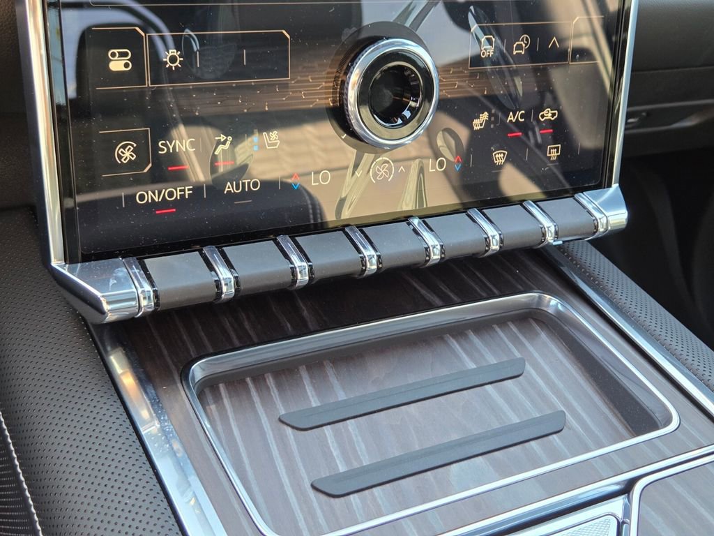 2025 Gmc Sierra EV Denali photo 13