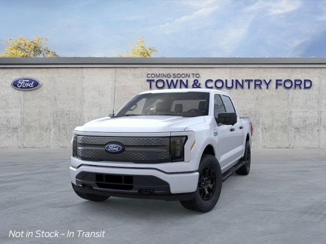 2025 Ford F-150 Lightning XLT photo 17