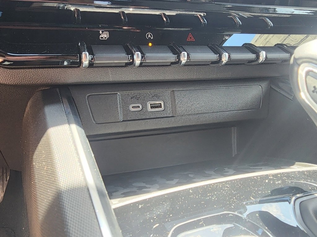 2025 Gmc Canyon Elevation photo 28