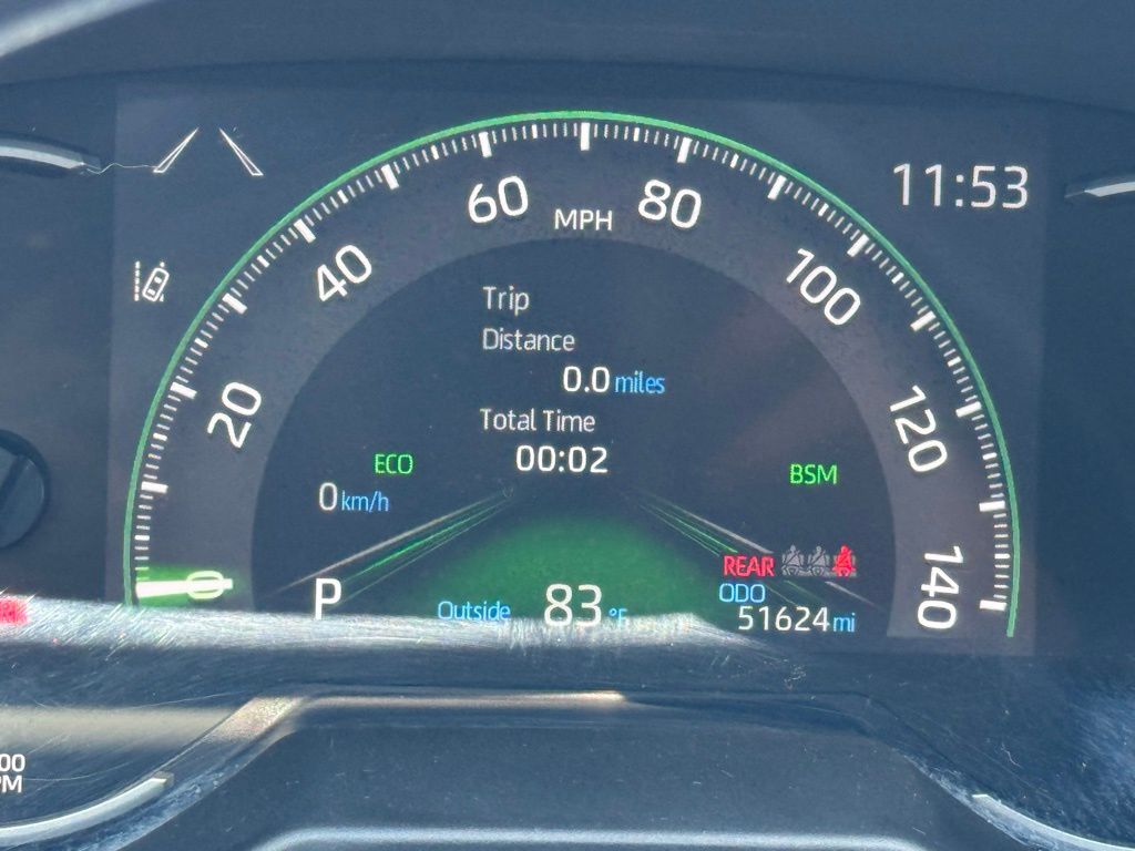2023 Toyota RAV4 XLE photo 3