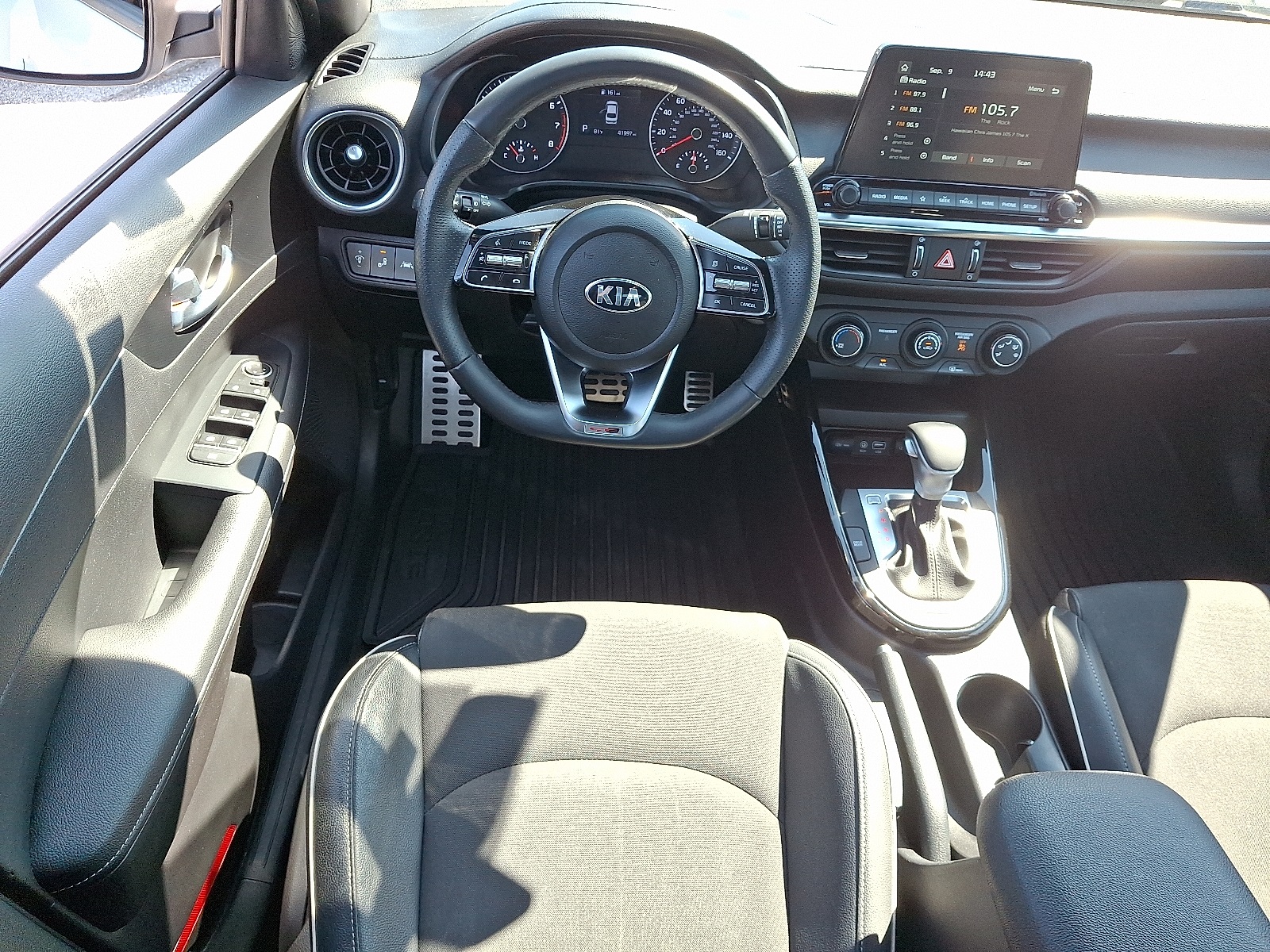 2021 Kia Forte GT-Line photo 12