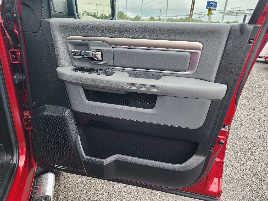 2014 Ram 1500 Big Horn photo 18