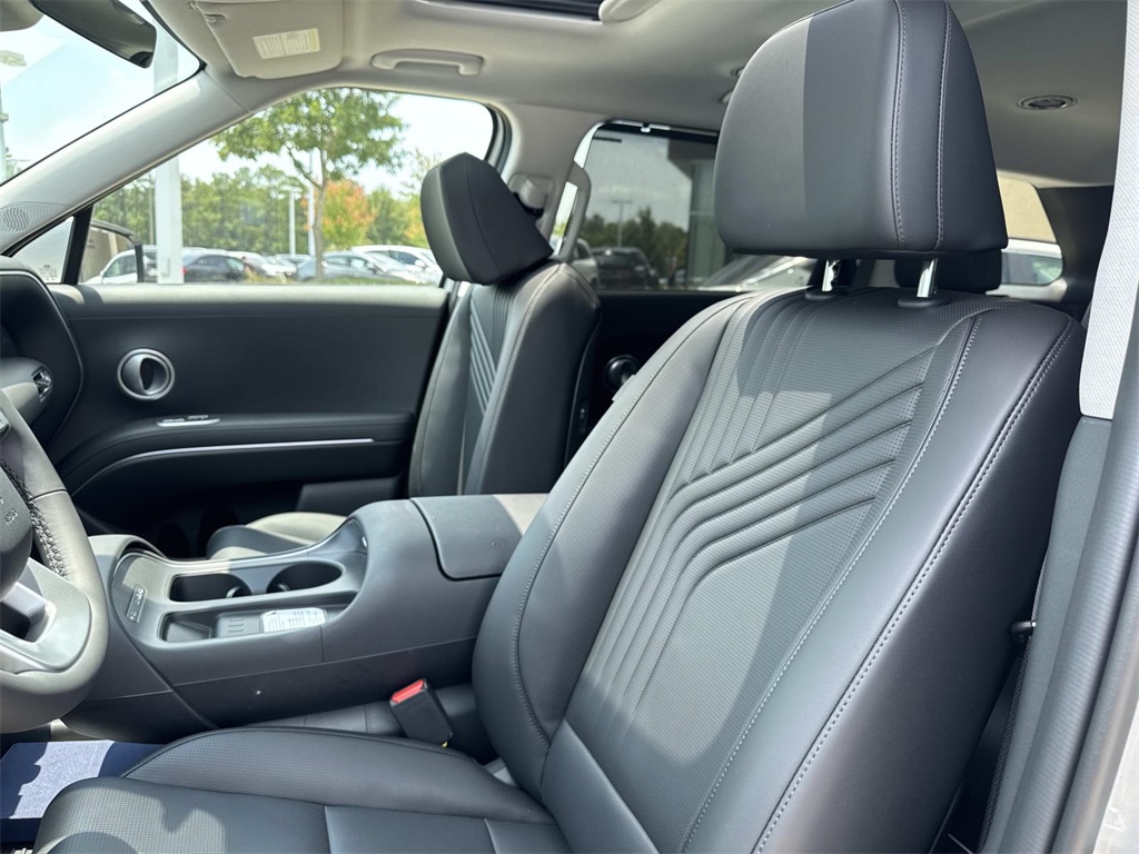2026 Hyundai Palisade SEL photo 8