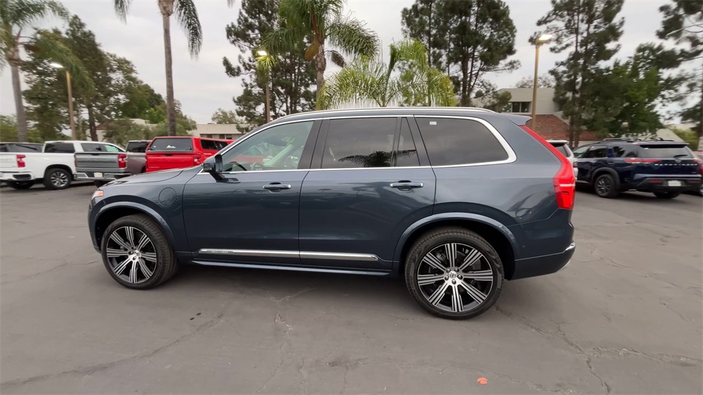 2022 Volvo XC90 Recharge T8 Inscription photo 4