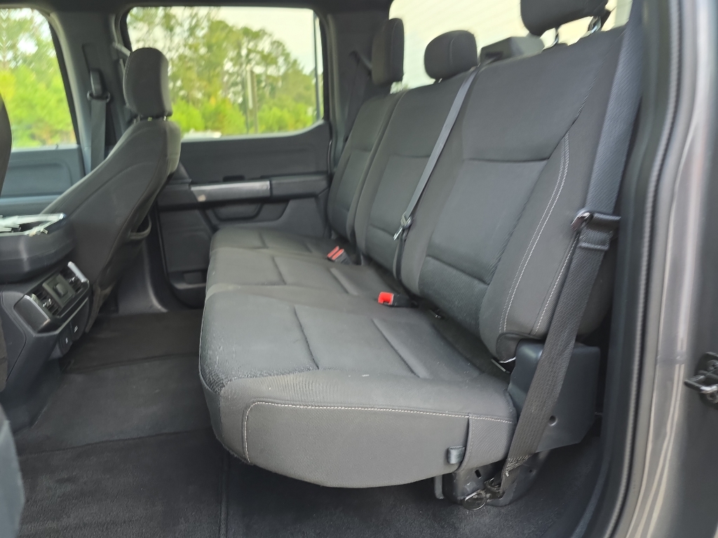 2023 Ford F-150 XLT photo 23