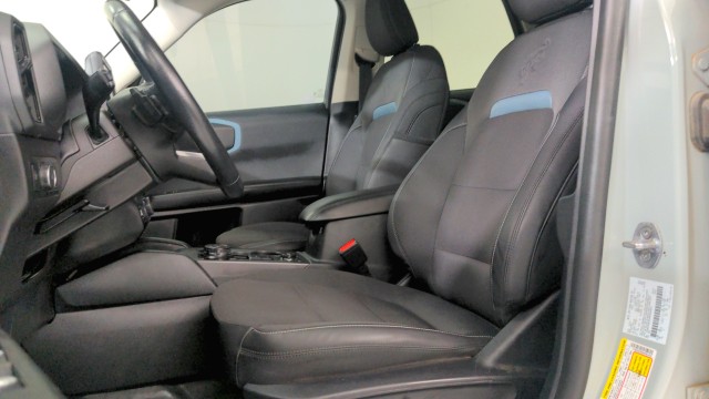 Used 2022 Cactus Grey Ford Badlands image 16