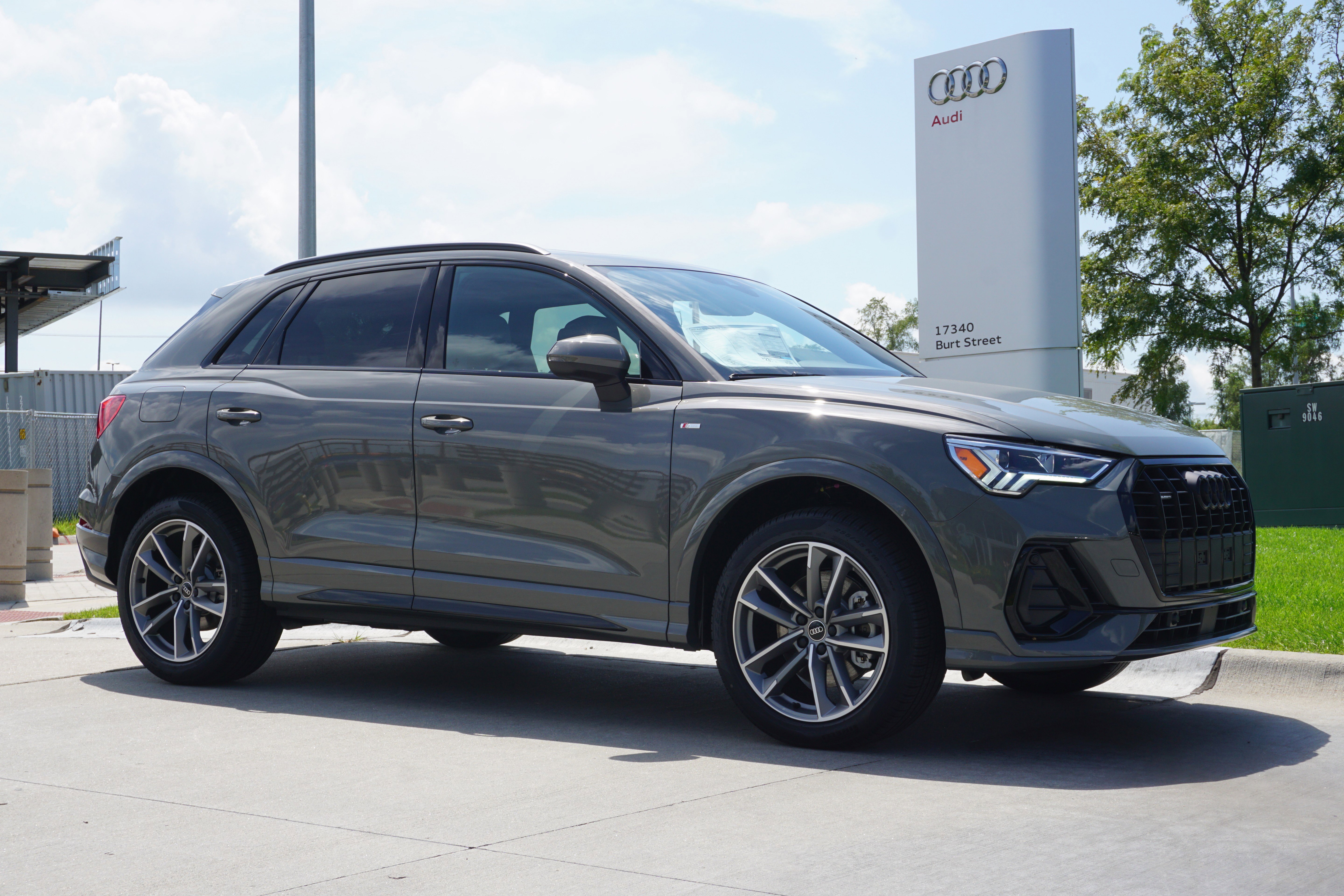 2025 Audi Q3 S Line Premium's photo