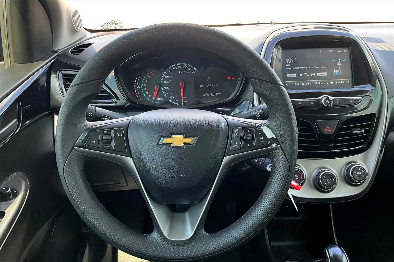 2018 Chevrolet Spark 1LT LT photo 5