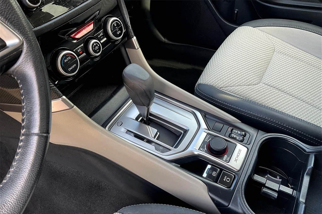 2022 Subaru Forester Premium photo 16